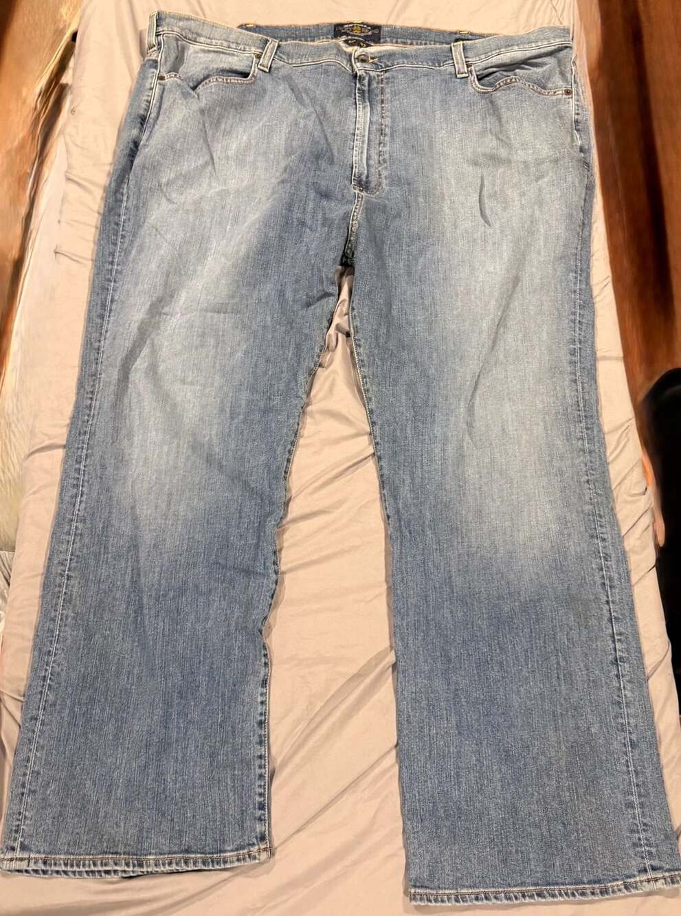 Lucky Brand 181 Relaxed Straight Light Wash Denim Jeans 50x32